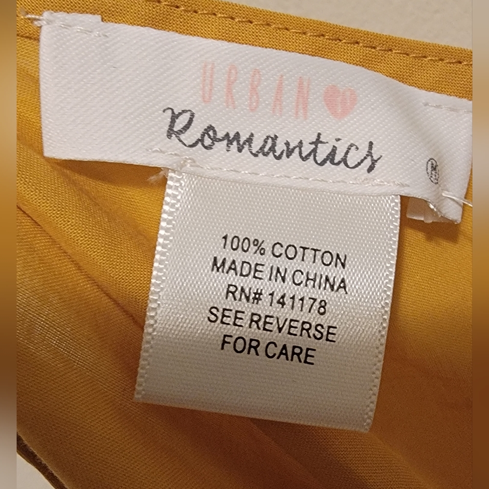 Yellow Lace Strap Sleeveless Top - Picture 3 of 6